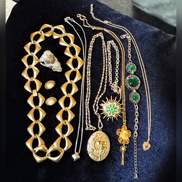 Vintage Jewelry - Vintage to Now Jewelry Lot Wear or Harvest Locket Necklaces Bracelets Pins